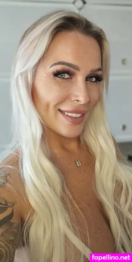 Brithotwife 2 OnlyFans Thumbnail #bmtRzsIelo