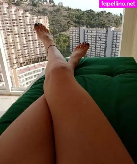 British Braless Hotwifex OnlyFans Thumbnail #PUEw5N6Pq6