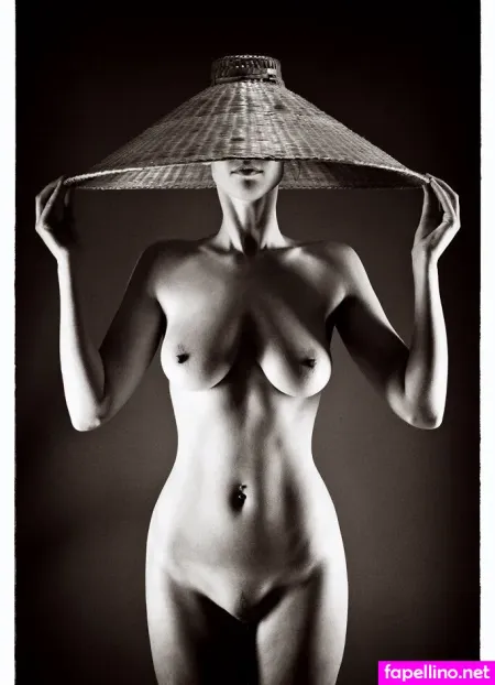 British Model Cally OnlyFans Thumbnail #MxVa2fxyKY