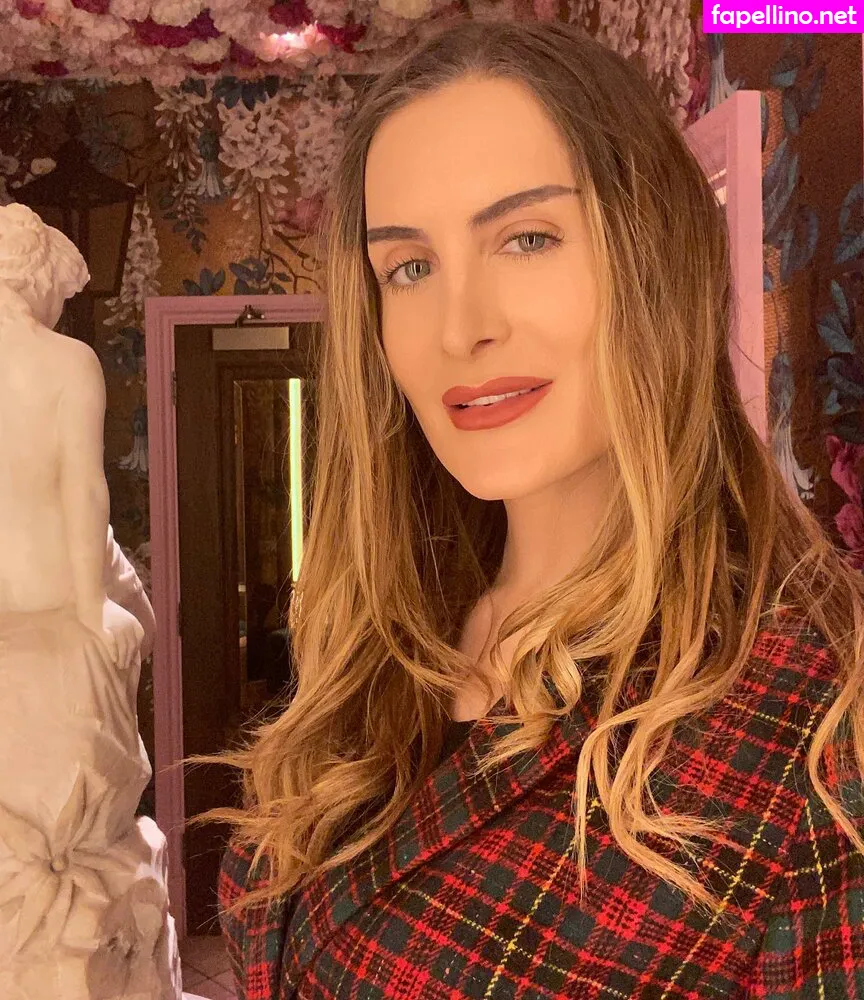 bee_riva, britishmeghanspice Nude Leaked OnlyFans Photo #mhS3p2AJet