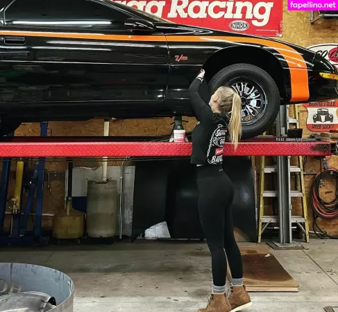 Britney Automotive OnlyFans Thumbnail #k8HoLdzcd4