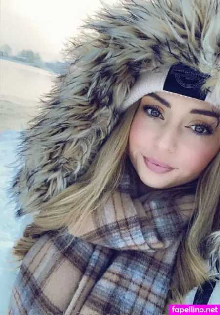 Britney Darling OnlyFans Thumbnail #m3u1PBxcYM