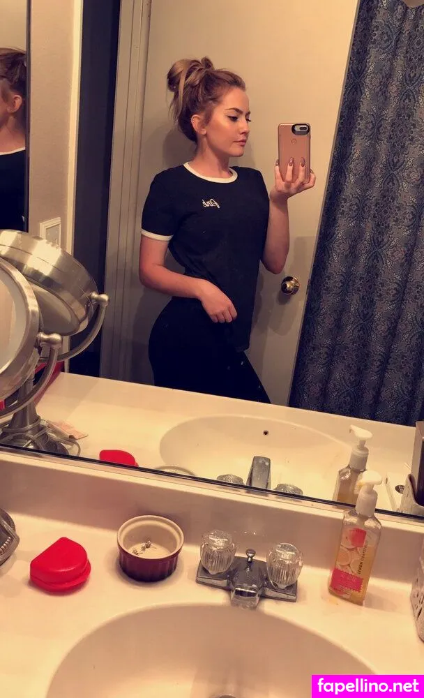 Britneylightx, britneylight143 Nude Leaked OnlyFans Photo #eyRio38ZWl