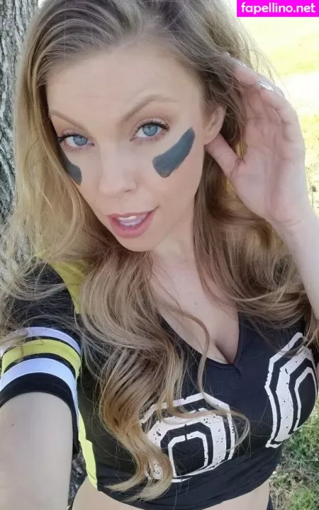 Britneyamber OnlyFans Thumbnail #cZeh44djwe
