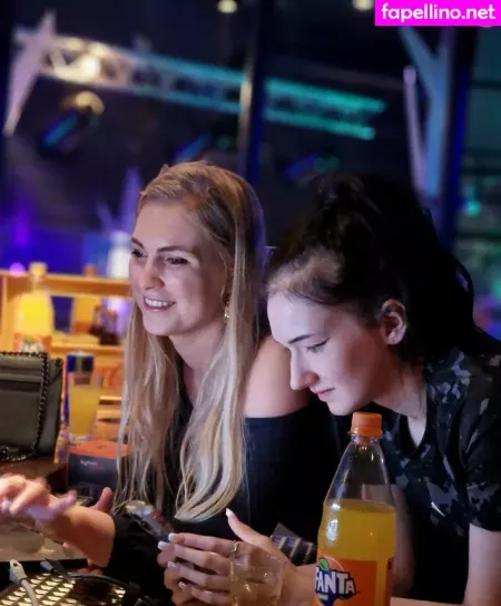 Britneydutch18 OnlyFans Thumbnail #AMCCiRpezR