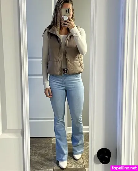 Britneynextdoor OnlyFans Thumbnail #7H12XhA275