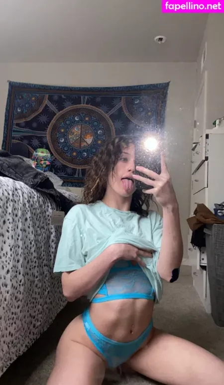 Britni Kitten OnlyFans Thumbnail #HYT9Q2BdxA
