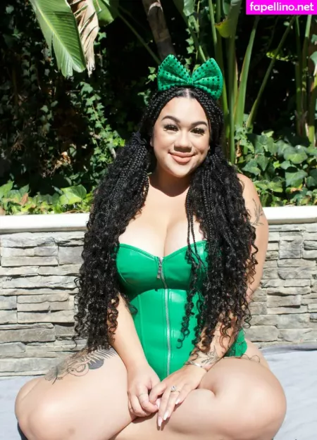 Britt Cuadra 2 OnlyFans Thumbnail #YXgkYZEYmC