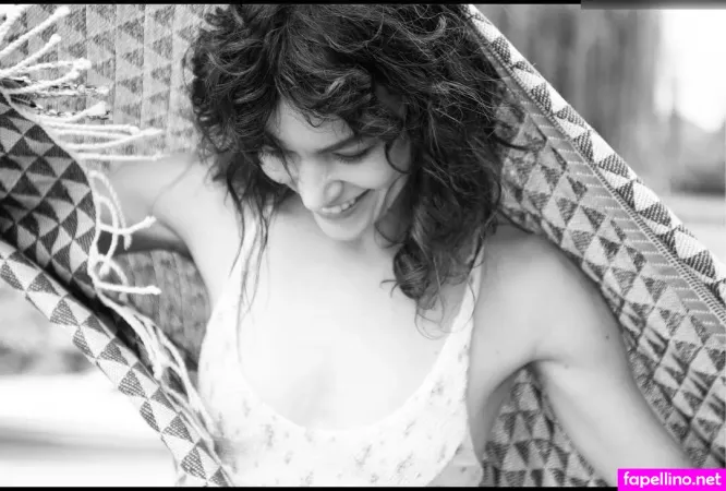 Britt Lower OnlyFans Thumbnail #W5lgJ27Xu6