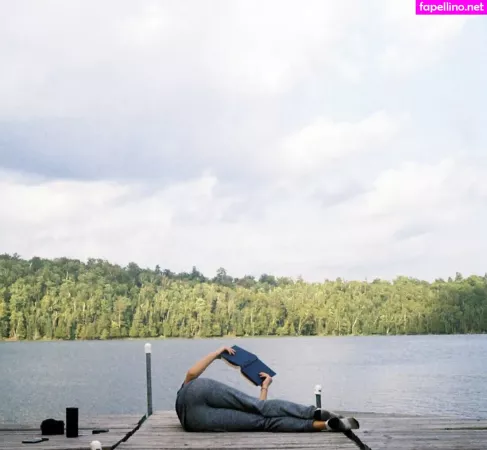 Britt Robertson OnlyFans Thumbnail #A0COgbqKve