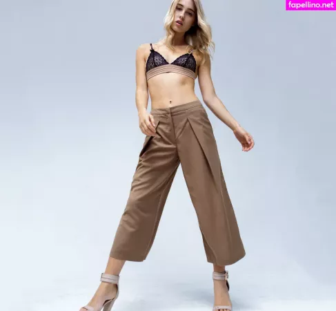 Britt Scott Clark OnlyFans Thumbnail #4UQcZnLYiK