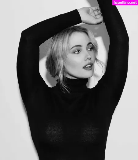 Britt Scott Clark OnlyFans Thumbnail #51txVot1QQ