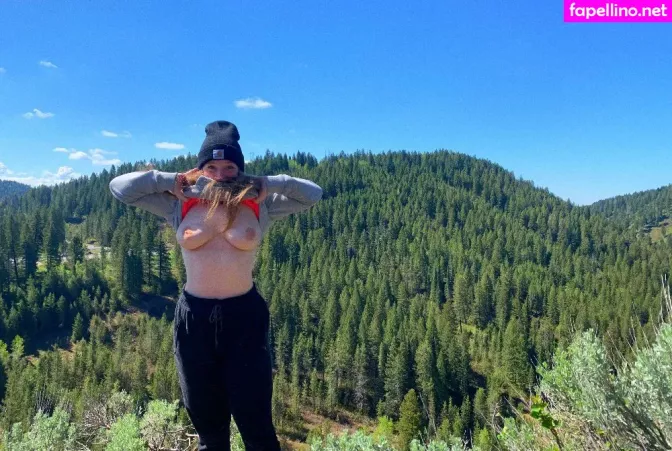 Britt Smith OnlyFans Thumbnail #X85ineQ8m9