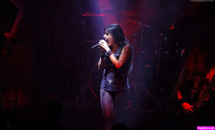 Britta Grtz OnlyFans Thumbnail #OSRiJRkMU4