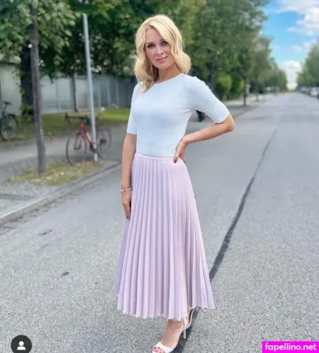 Britta Hofmann OnlyFans Thumbnail #inpWBfrXG0