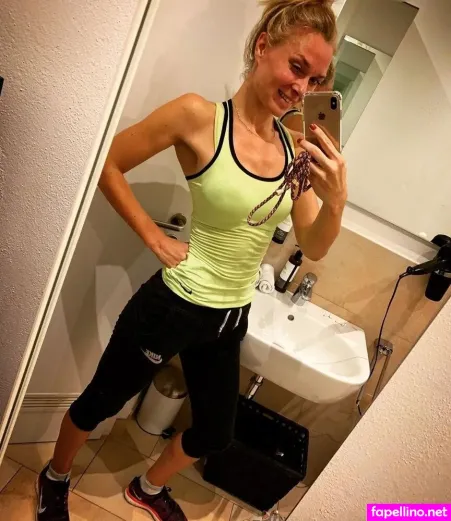 Britta Hofmann OnlyFans Thumbnail #s8XvOAbPnj