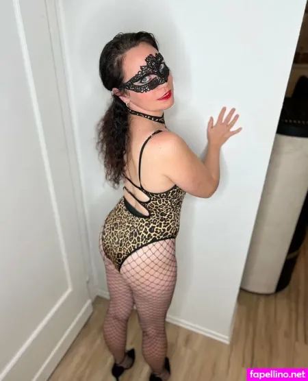 Brittanoir OnlyFans Thumbnail #iDZZmtaRS4