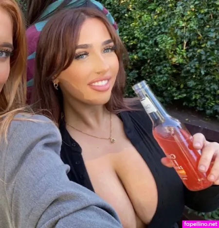 Brittany Jeannn OnlyFans Thumbnail #j1gFvPpJoc