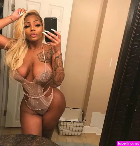 Brittany Kayek OnlyFans Thumbnail #p5RhM0pxI8