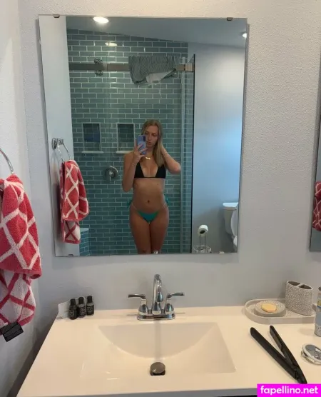 Brittneeyyy OnlyFans Thumbnail #VhhJw5a4ng