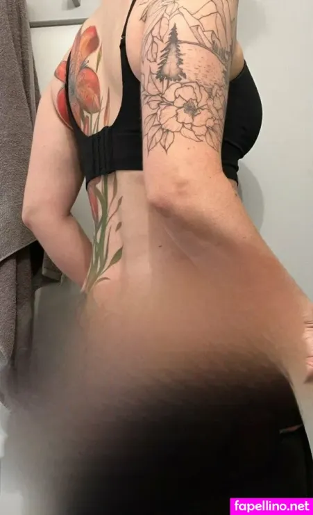 Brittsbadside OnlyFans Thumbnail #7XNW5tbVhQ