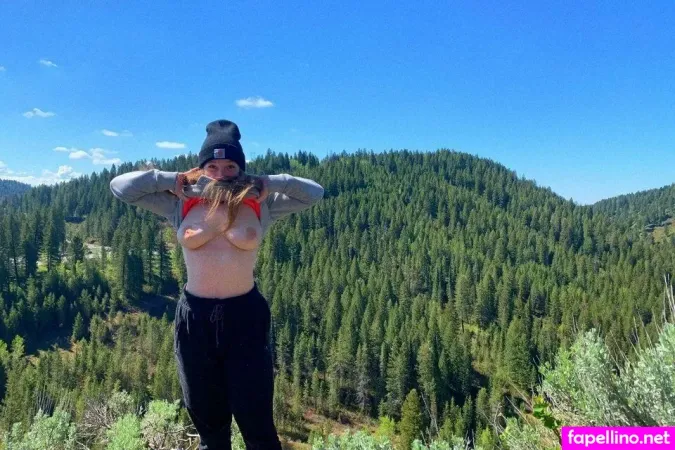 Brittsmith OnlyFans Thumbnail #PC0AHmR7G5