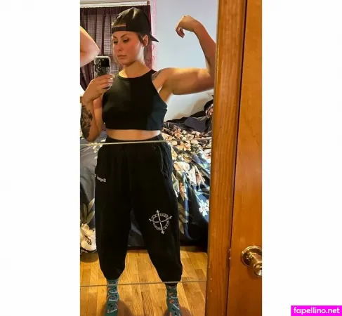 Brittsprettypeach OnlyFans Thumbnail #C2sdlJ1eKj