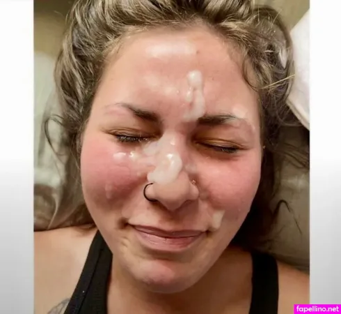 Brittsprettypeach OnlyFans Thumbnail #WTzceCnlRp