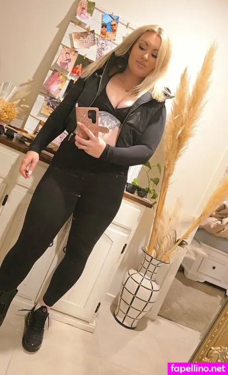 Britty Babe OnlyFans Thumbnail #l6Mr8MRzgJ