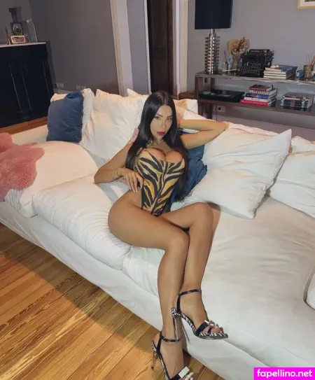 Brizuela Julietta OnlyFans Thumbnail #0ADPWi3QVk