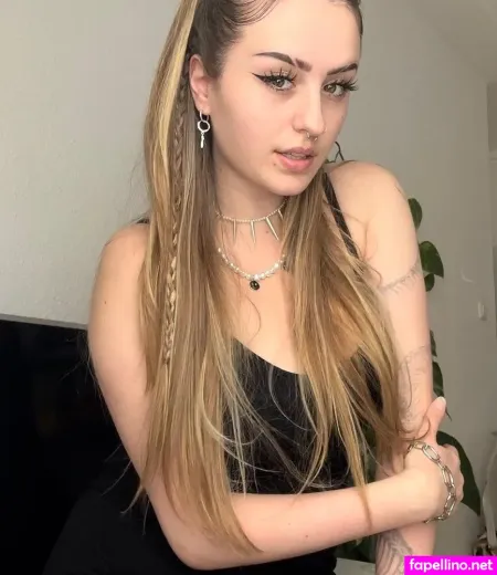 Brok3ndollz Emmo Ig OnlyFans Thumbnail #DGSMjt9wNW