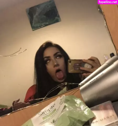 Brokenteenagedreams OnlyFans Thumbnail #bnH0DbERnV
