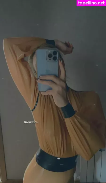 Bronnica OnlyFans Thumbnail #6IfsM0syOT