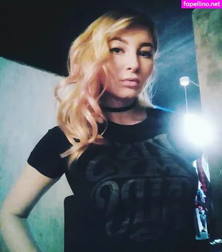 Bronnica OnlyFans Thumbnail #SZZQ7ZpOzI