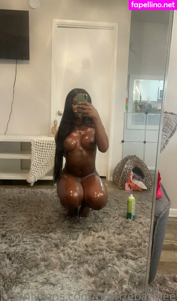 bronzebarbie, bronzebarbie2, bronzebarbiee Nude Leaked OnlyFans Photo #17mSdJiITL