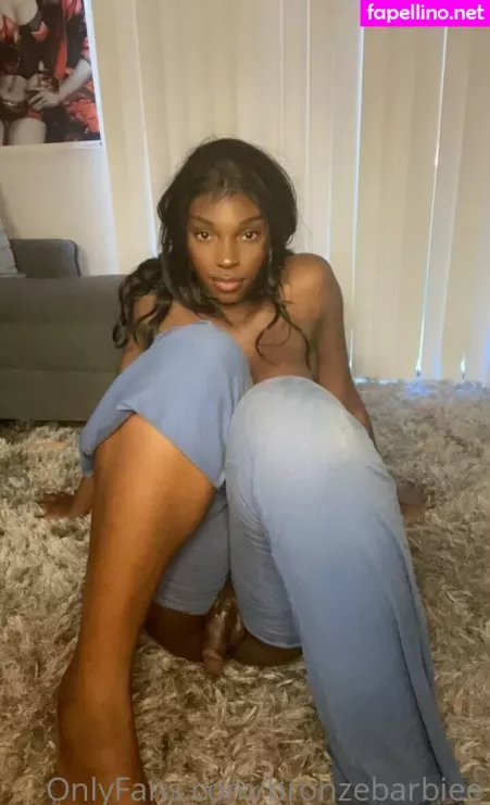 Bronzebarbiee OnlyFans Thumbnail #merHN7ZY6v