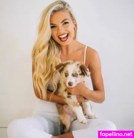 Brook Sill OnlyFans Thumbnail #DcrE32pjDo