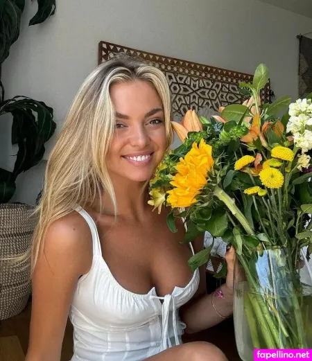 Brook Sill OnlyFans Thumbnail #o8u56ekwc3