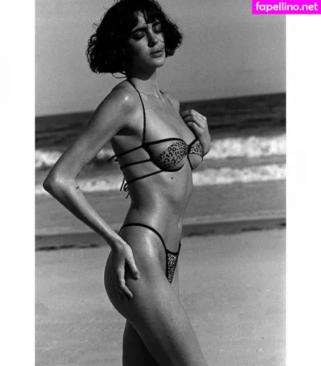 Brooke Deighton OnlyFans Thumbnail #fLYU1p9sSR