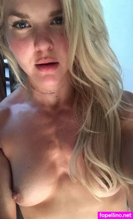 Brooke Ence OnlyFans Thumbnail #1TKzqhKkah