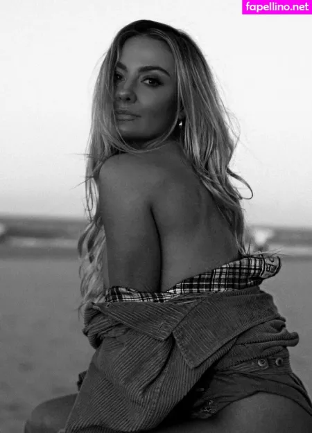 Brooke Evers OnlyFans Thumbnail #wQdpRjmylQ