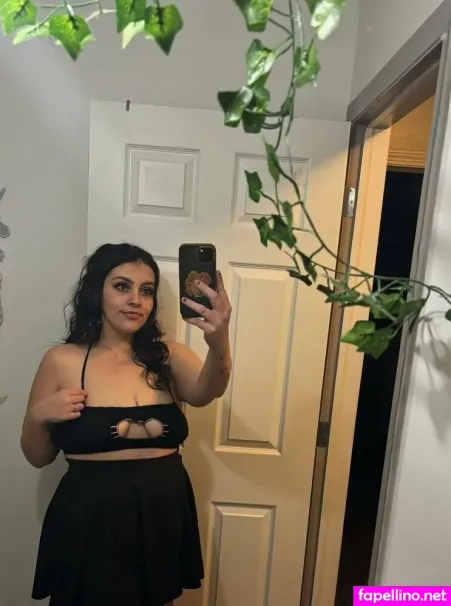 Brooke Lovelydd 1 OnlyFans Thumbnail #nN7IHff9IN