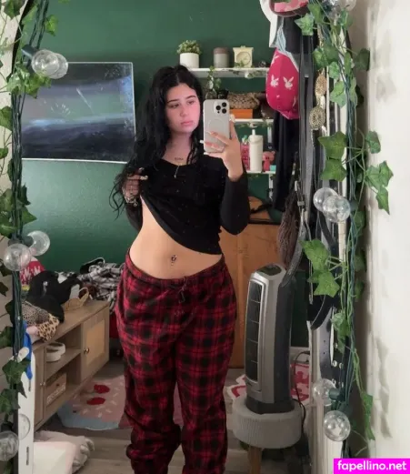 Brookekemeni OnlyFans Thumbnail #5n1hm3F2r2
