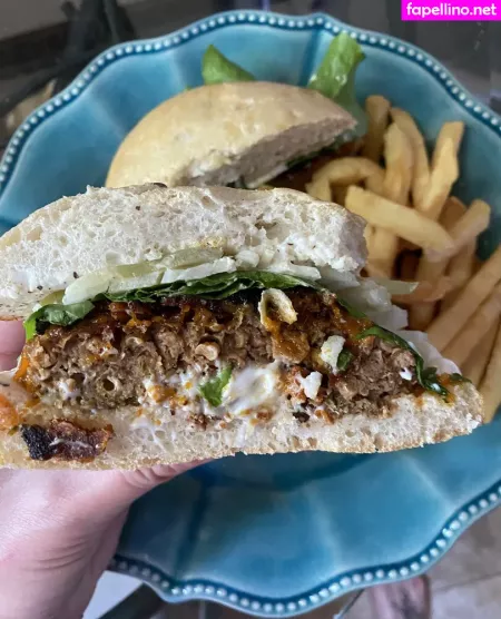 Brookes World OnlyFans Thumbnail #yYZ92BqaUj