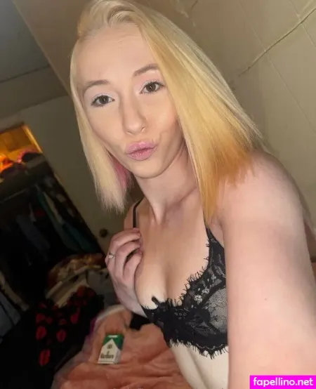 Brookieecoookiee69 OnlyFans Thumbnail #o2UFnP43Fj