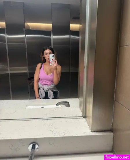 Brooyetti OnlyFans Thumbnail #iNQeZomtag