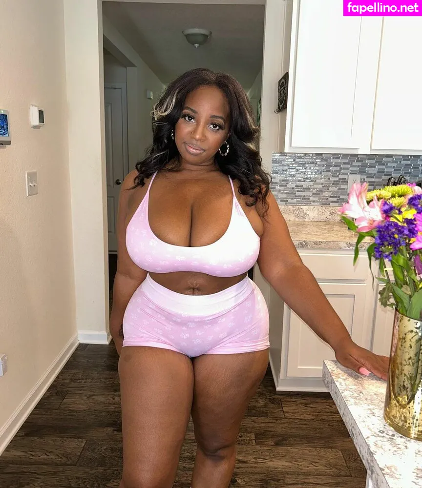 brownbodii, brownbodii_ Nude Leaked OnlyFans Photo #1eEHkG3OwC