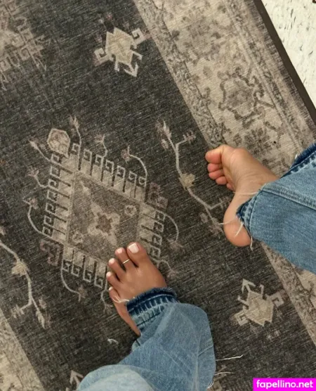 Browngirl Foot Fantasy OnlyFans Thumbnail #YBHPfbzmPL