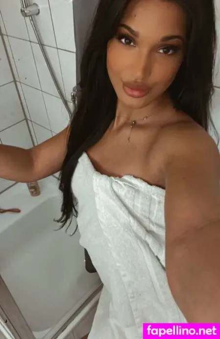 Brownielizy 1 OnlyFans Thumbnail #dFAg9eWnTD
