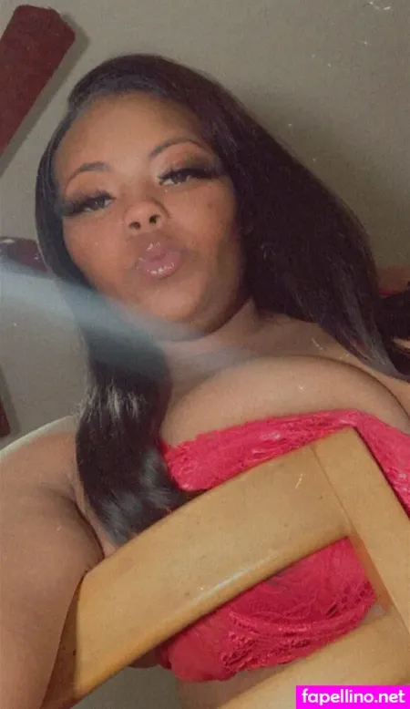 Brownsugaarkissess OnlyFans Thumbnail #REHq197sy9